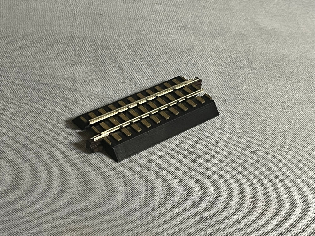 Mainline Railworks HOn30 Sectional Straight Track