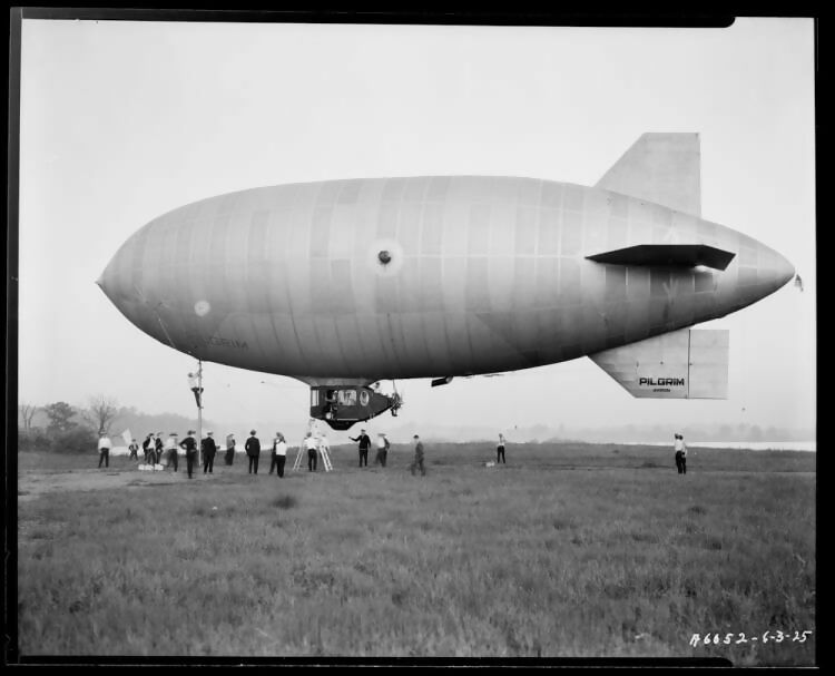 PILGRIM airship 1:200 scale