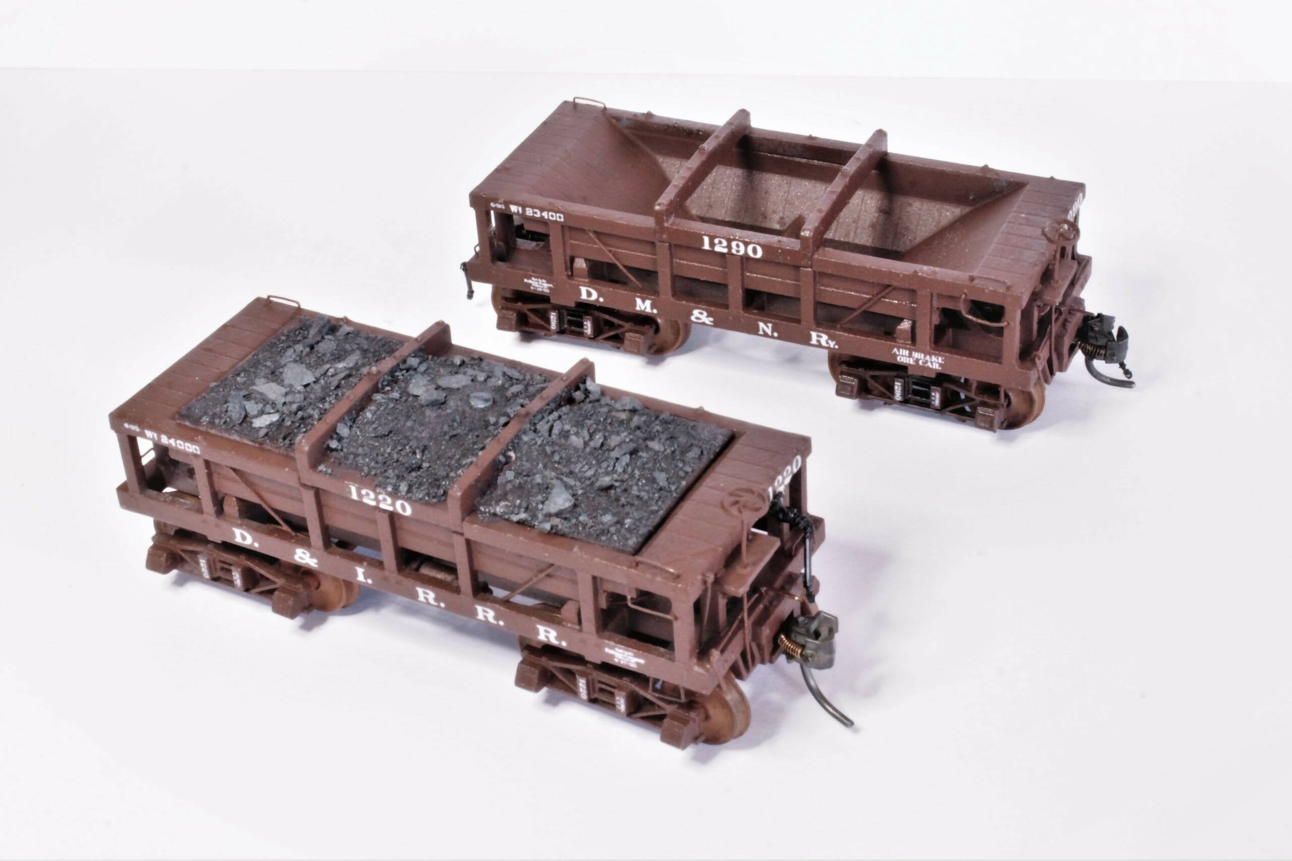 Duluth and Iron Range / Duluth, Missabe and Northern 22' Wood Ore Car