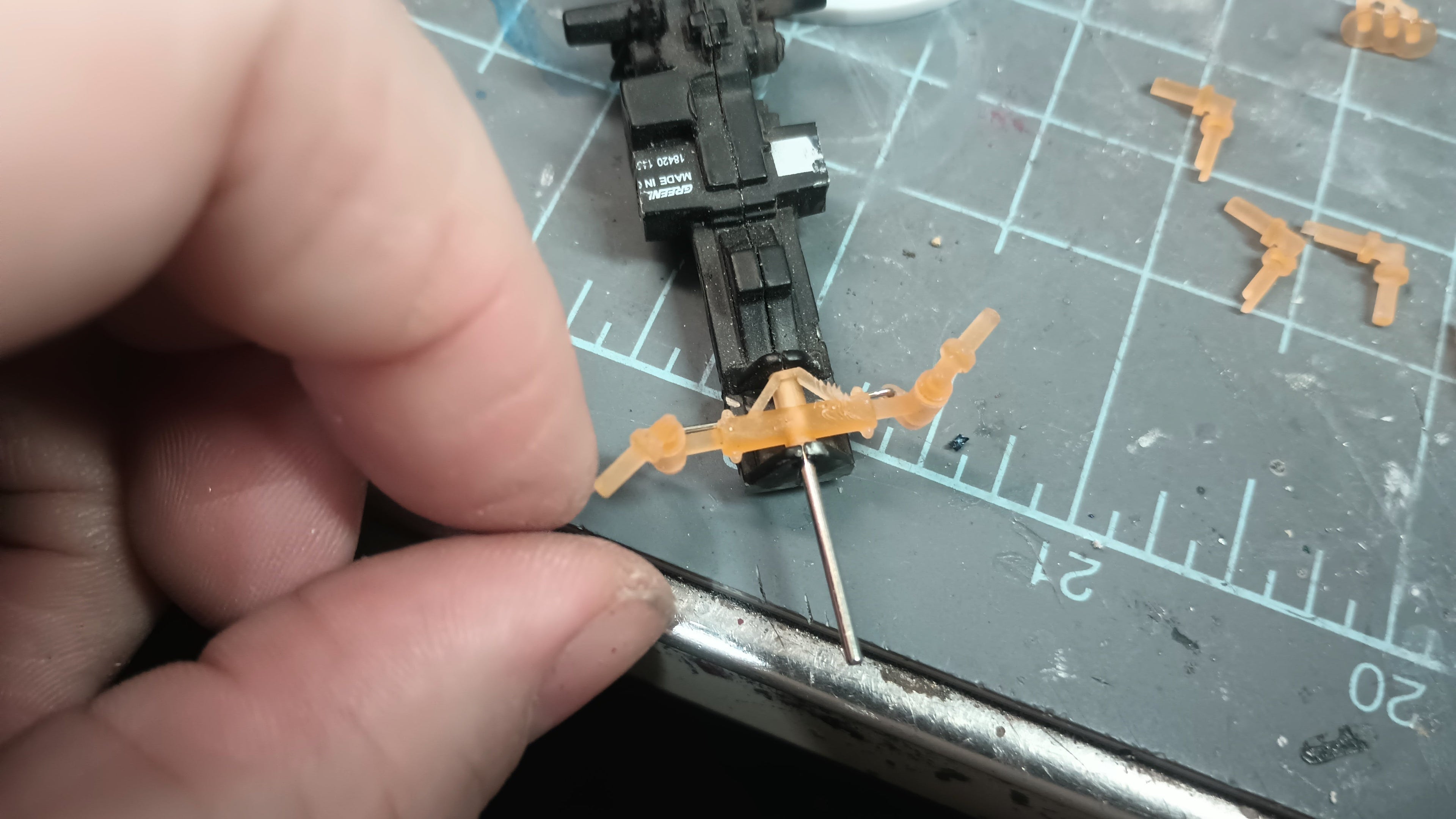 1:64 scale Greenlight IH 5088 steerable front axle kit