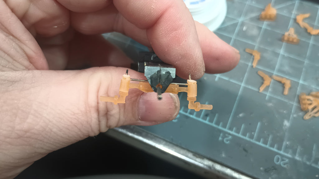 1:64 scale Greenlight IH 5088 steerable front axle kit