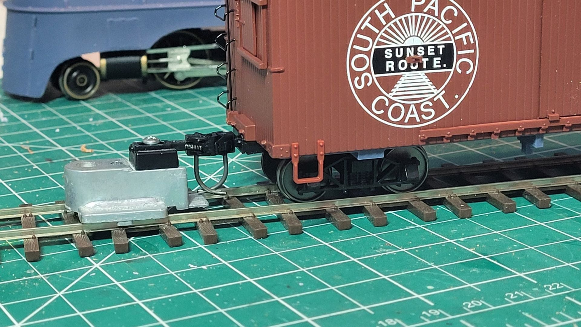 SJP.Cs25F On30 25ft freight car chassis for On3 couplers