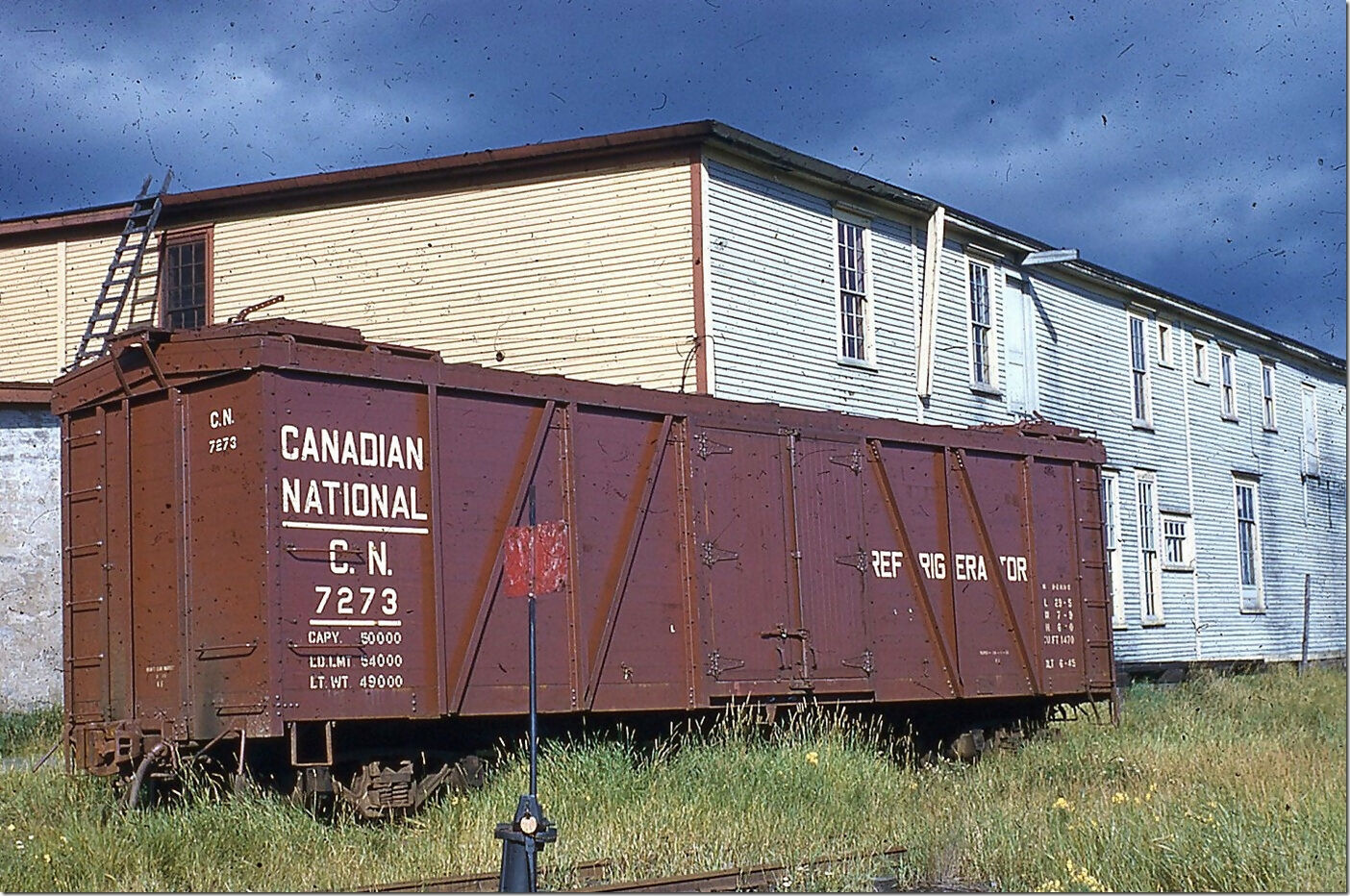 CN Narrow Gauge Refrigerator Car - HO, S
