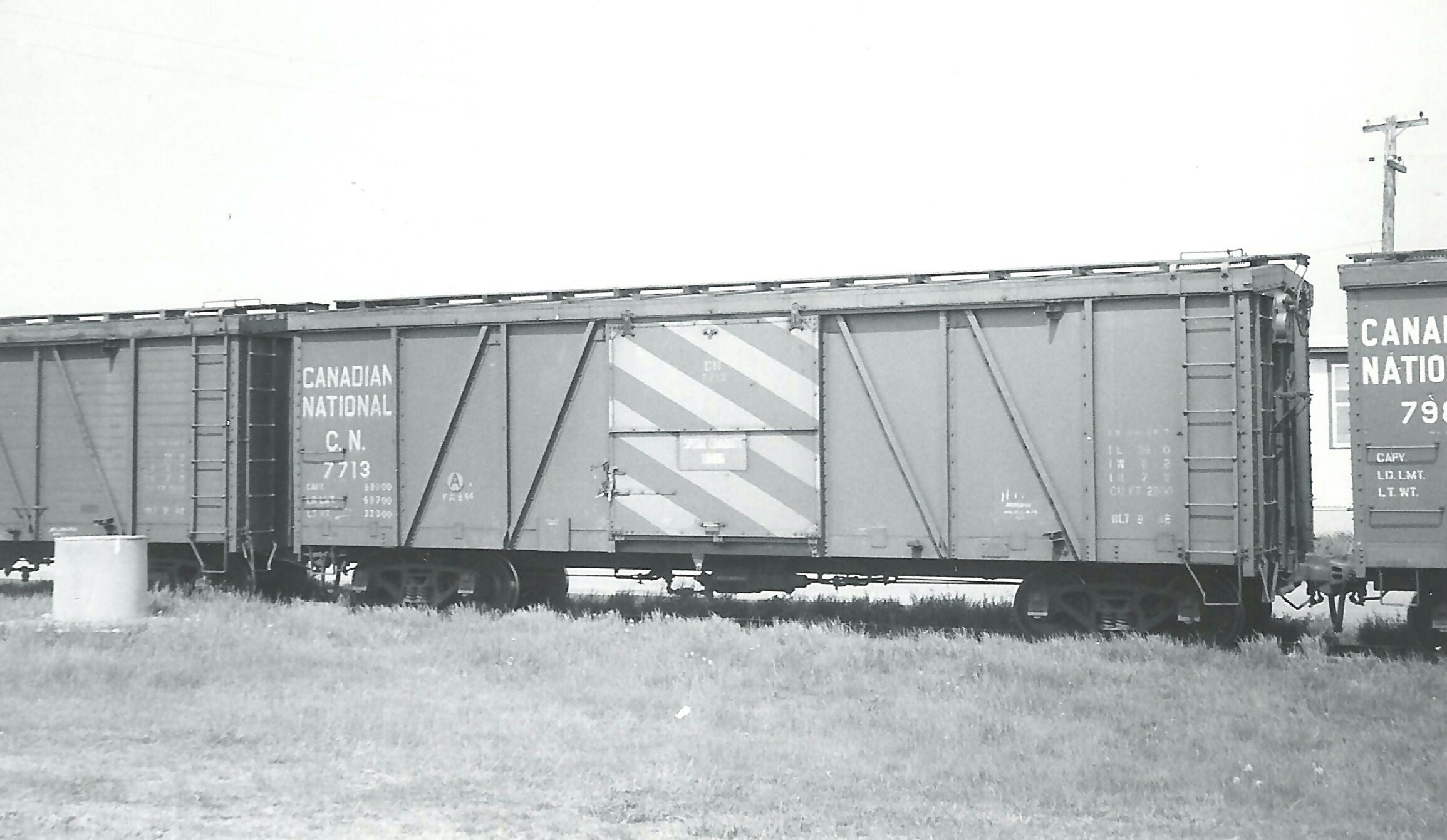 CN Narrow Gauge Smooth Side Boxcar V1 - HO, S